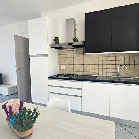 Castle View Villa Apartment *